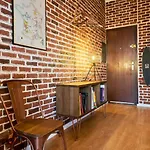 1 Bedroom Near Metro, Shops & Schools
