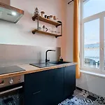 1 Bedroom Near Metro, Shops & Schools Lila