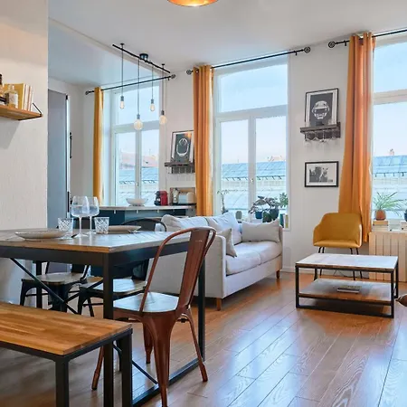 Διαμέρισμα 1 Bedroom Near Metro, Shops & Schools